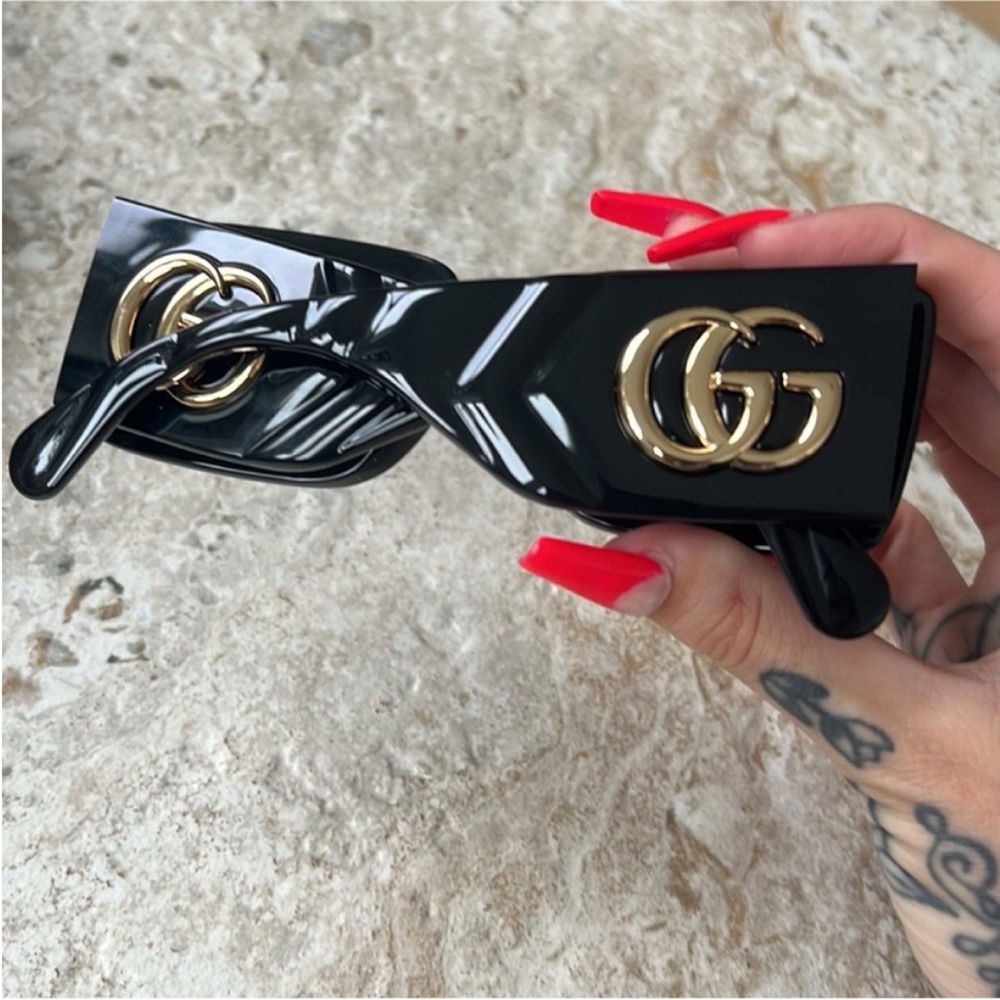 Gucci Rectangular Frame Sunglasses - image 2